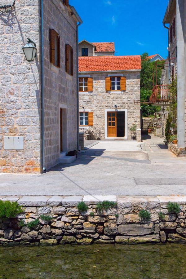 Villa House Tia à Vrboska Extérieur photo